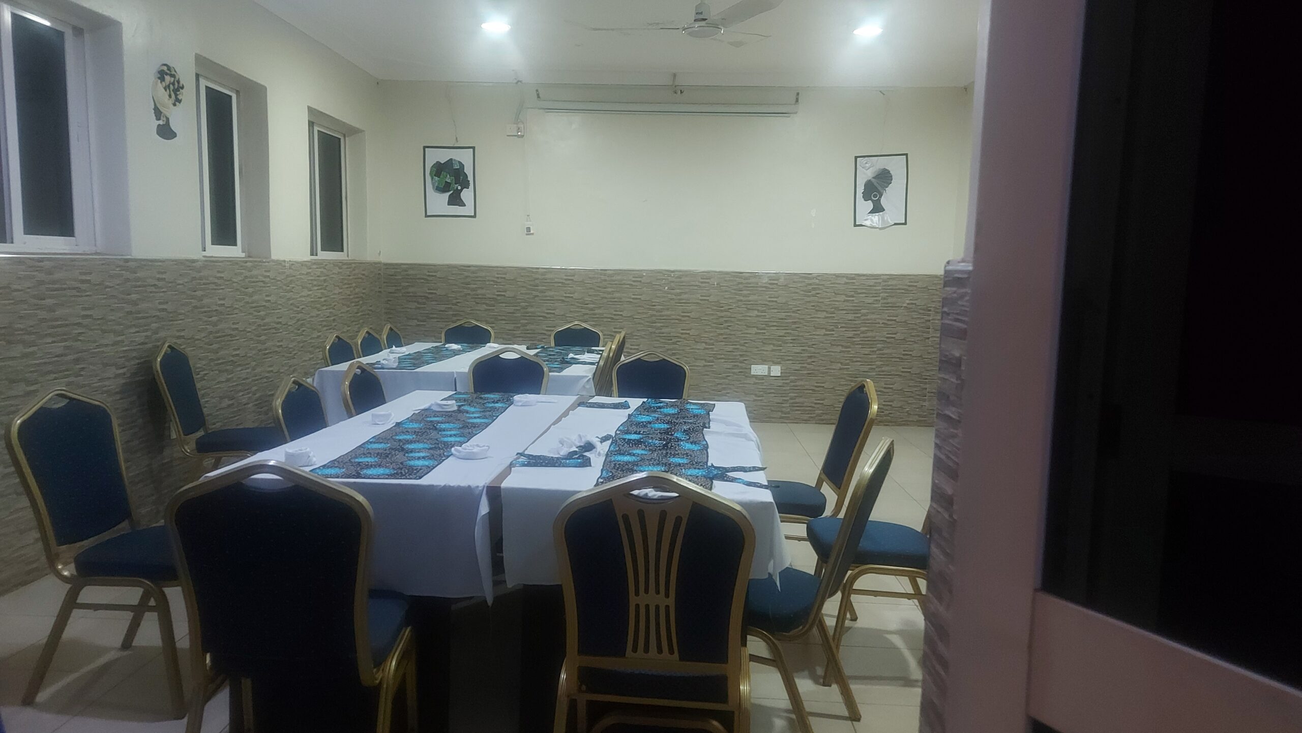 E-LIB02: Conference Room-UGX 10,000/hr.